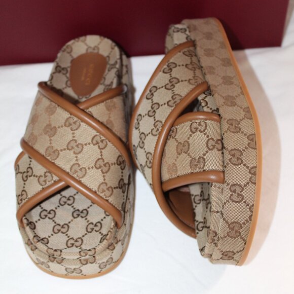 NWB Gucci GG Supreme Padded Platform Crisscross Sandals Slides Beige 40 816798 - Picture 3 of 6